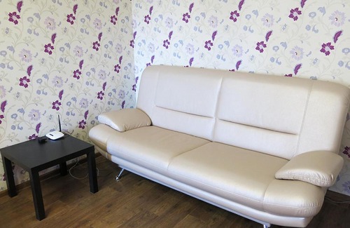 Omsk Apartamento | Apartment Luxe with Jacuzzi on Maslennikova 45