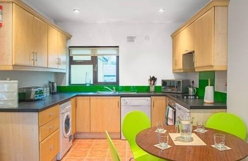 Clondra Apartamento | Apartamento-Lujoso-Baño Privado-1B