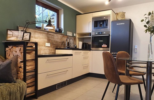 Ulmen Apartamento | Apartment MaarBurg with a large terrace
