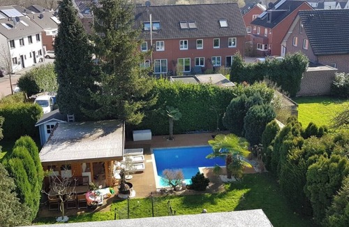 Zweckel Apartamento | Apartamento 'Maisonette-wohnung In Gladbeck' con piscina compartida, jardín compartido y Wi-Fi