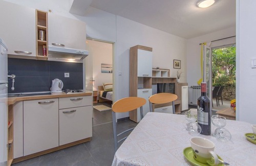 Porec Apartamento | Apartment Complex Majic / Apartment with Terrace and Garden