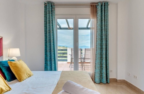 Puerto de la Duquesa Apartamento | Apartment Manilva, 3 bedrooms, 6 persons