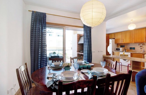 Santa Luzia Apartamento | Apartamento "Maré Cheia SI40" con balcón privado, piscinas compartidas y Wi-Fi