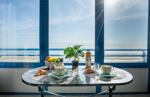 Le Grand Large Apartamento | Apartment Marianne by Interhome