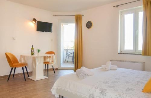 Vrbnik Apartamento | Apartment Marija-1 by Interhome