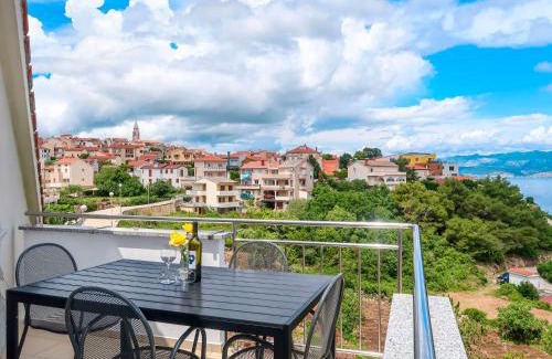 Vrbnik Apartamento | Apartment Marija-3 by Interhome