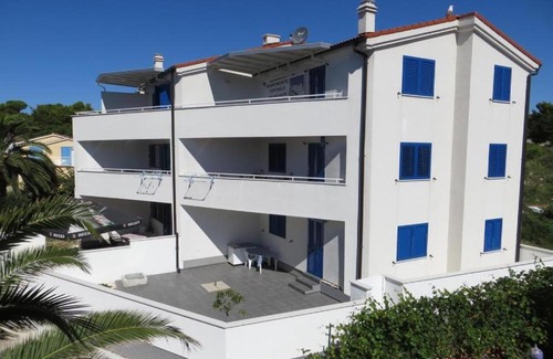 Verunic Apartamento | Apartment Marin - 30 m from sea
