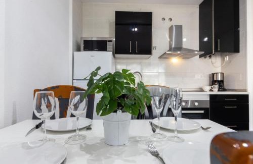 Centro de Salou Apartamento | Apartment Mariposa-5 by Interhome