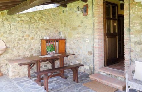 Suvereto Apartamento | Apartment Marrone by Interhome