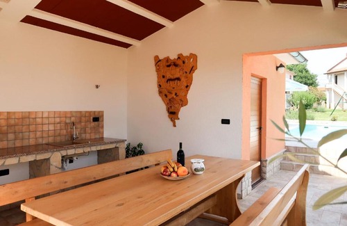 Rakalj Apartamento | Apartment Martina - LBN377 by Interhome