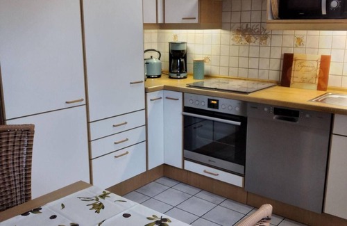 Gemarkung Oberdigisheim Apartamento | Apartamento 'Mayntz' Albjuwel' con terraza compartida, jardín compartido y Wi-Fi