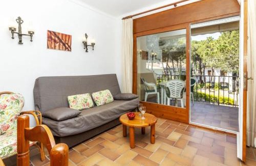 Pals Apartamento | Apartment Melis II M7 by Interhome