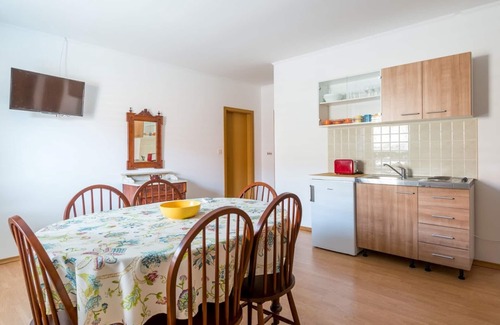 Cavtat Old Town Apartamento | Apartamento Mengula - Apartamento de dos habitaciones con terraza y vistas al mar