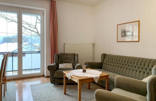 Goritschach Apartamento | Apartment Meran-2 by Interhome