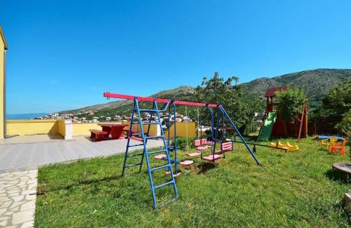 Senj Apartamento | Apartment Miškulin-1 by Interhome