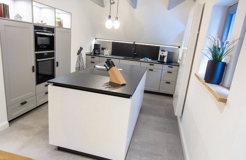 Brilon Apartamento | Apartamento 'Michels Mühle - Pitt Sin Atelier' con terraza privada, jardín privado y Wi-Fi