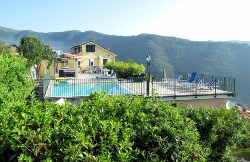 Valloria Apartamento | Apartment Mimosa - VLO200 by Interhome