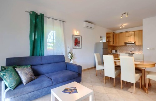 Vosteni Apartamento | Apartamento Mir by Interhome