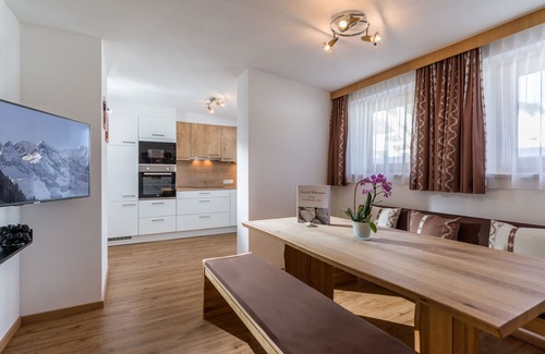 Gerlos Apartamento | Apartment mit 3 Schlafzimmern und Balkon