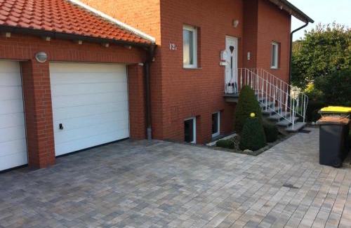 Philippinenhof-Warteberg Apartamento | Apartment mit Blick auf Herkules mit Parkplatz