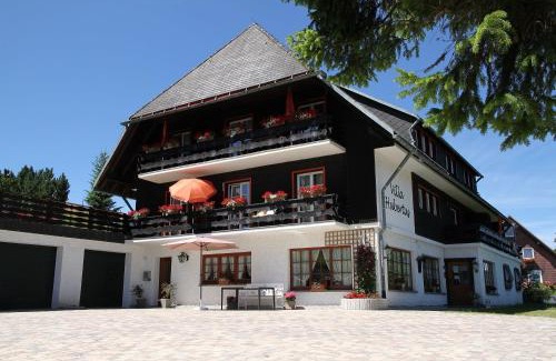 Barental Apartamento | Apartment mit Titisee-Blick - Villa Hubertus