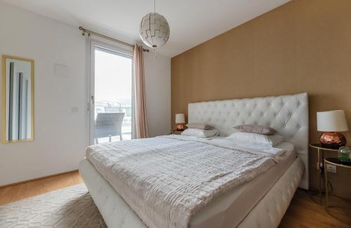 Donaustadt Apartamento | Apartment mit traumhafter Dachterrasse & Weitblick