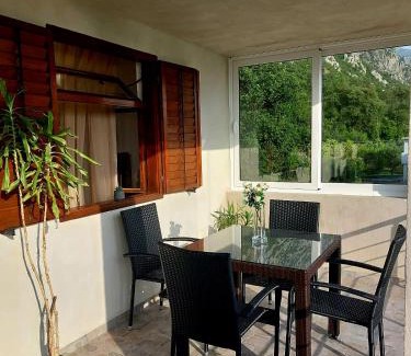 Dobrota Apartamento | Apartment MMP2, Kotor
