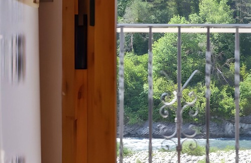 Salinas Apartamento | Apartamento 'Moleras' con vistas a la montaña, balcón y Wi-Fi