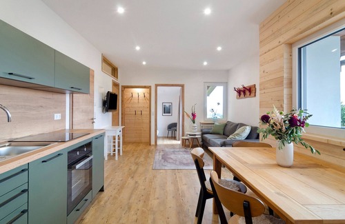 Donaueschingen Apartamento | Apartamento 'Morgensonne' con jardín comunitario y wifi