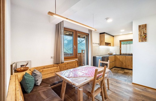 Cadipietra Apartamento | Apartamento 'Mountainfarm Innertrein Natur' con vistas a la montaña, jardín compartido y Wi-Fi