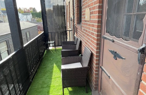 Wilkes-Barre Casa | Apartment Movie Theater