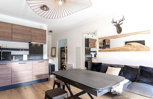 Saint-Etienne-de-Tinee Apartamento | Apartment near Mont D'auron
