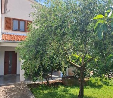 Mali Maj Apartamento | Apartment Načinović