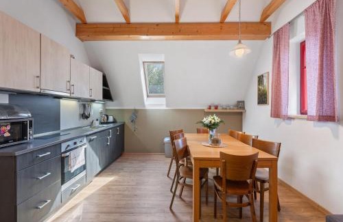 Hrensko Apartamento | Apartment Na mechu-2 by Interhome