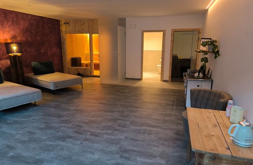 San Pancrazio Apartamento | Apartment 'Naturapartments Alpreid Eiche' with Mountain View, Communal Pool and Wi-Fi