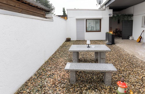 Großenbaum Apartamento | Apartment near Düsseldorf Airport Messe