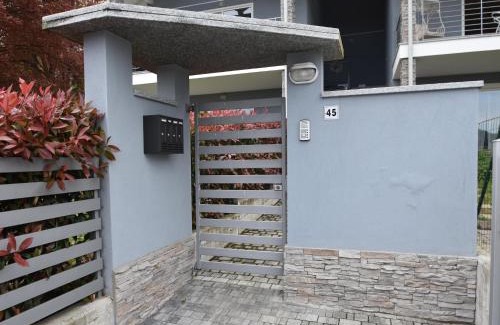 Ghevio Casa | Apartment near Lake Maggiore