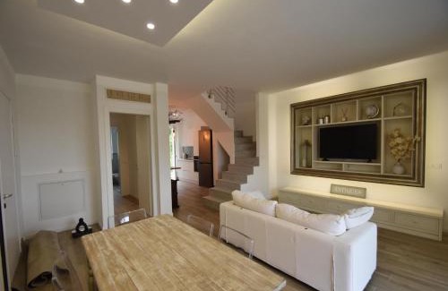 Ghevio Casa | Apartment near Lake Maggiore