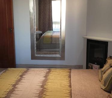 Santa Iria de Azoia Casa | Apartment near Parque das nações