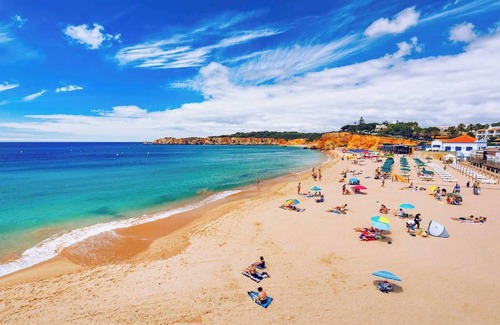 Parchal Apartamento | Apartment near to Praia da Rocha beach with swimming pool at 3 minutes drive
