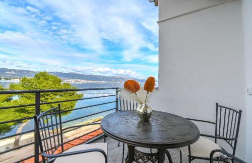 Arbanija Apartamento | Apartment Nela