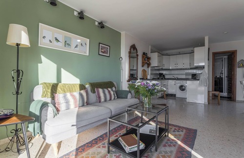 Chimenea Apartamento | Apartamento 'Nerja con vistas - Capistrano Playa' con vistas al mar, Wi-Fi y aire acondicionado