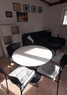 Mlini Apartamento | Apartment Nika on the beach Mlini