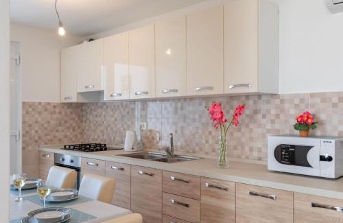 Mlini Apartamento | Apartment Nike - Two-Bedroom Apartment with Terrace