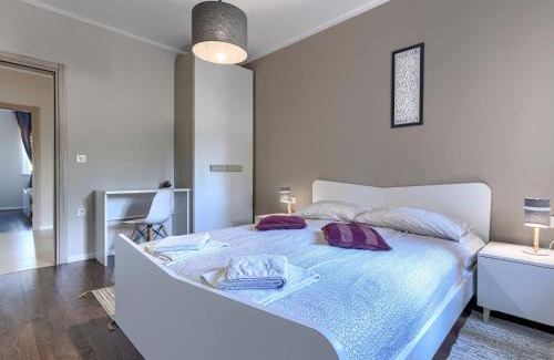 Rebici Apartamento | Apartment Nina by Interhome
