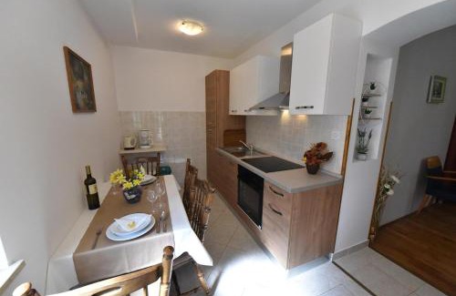 Tar-Vabriga Apartamento | Apartment Nona
