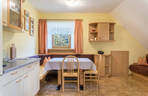 San Lorenzo di Sebato Apartamento | Apartamento Oberwieserhof App 3 en Tirol del Sur, jardín compartido y Wi-Fi