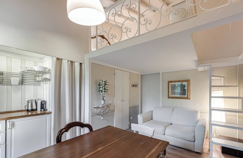 Settignano Apartamento | Apartamento "Olive Garden Loft - Settignano" con jardín compartido y Wi-Fi