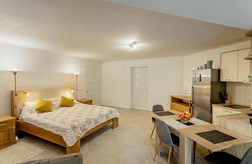 Ratisevina Apartamento | Apartment Olive Hill