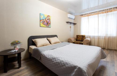 Dzerzhyns'kyi District Apartamento | Apartment on 23 Serpnya